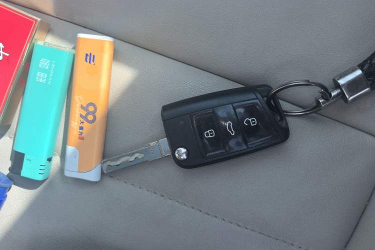 Used Skoda Octavia 2015 1.6L Automatic Yijun Edition
