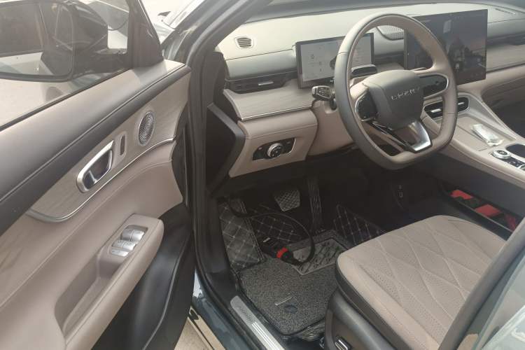 Used Chery Tiggo 8 PLUS 