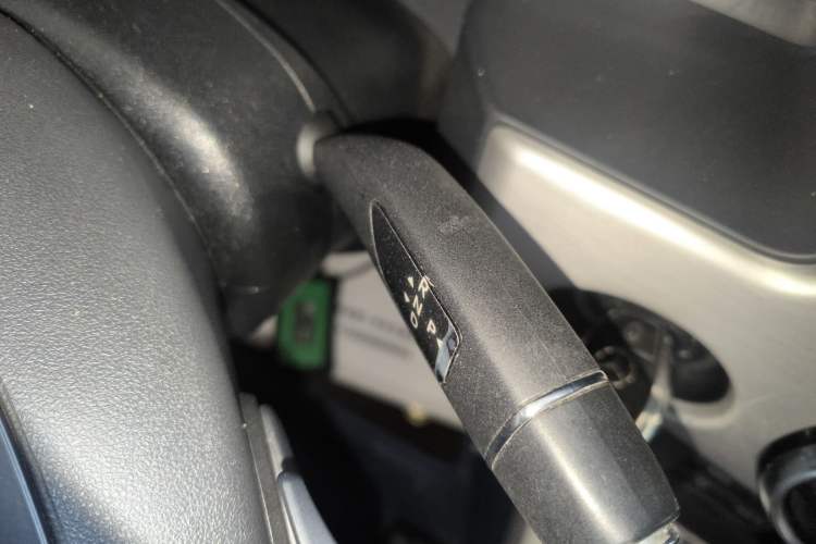 Used Mercedes-Benz GLK-Class 2014 GLK 260 4MATIC Dynamic Model
