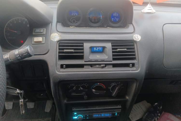 Used Leopaard Heijingang 2013 2.2L Manual 4x4 Standard Edition Audio And AC Panel