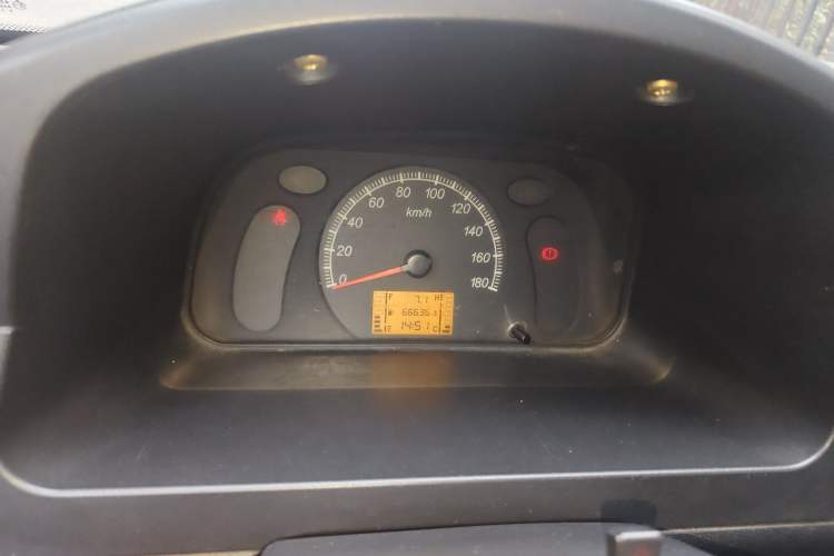 Used Wuling Zhiguang 2013 1.0L Practical Version