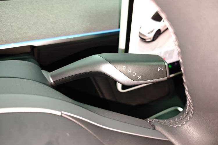 Used Tesla Model Y 2024 Rear-Wheel-Drive Version