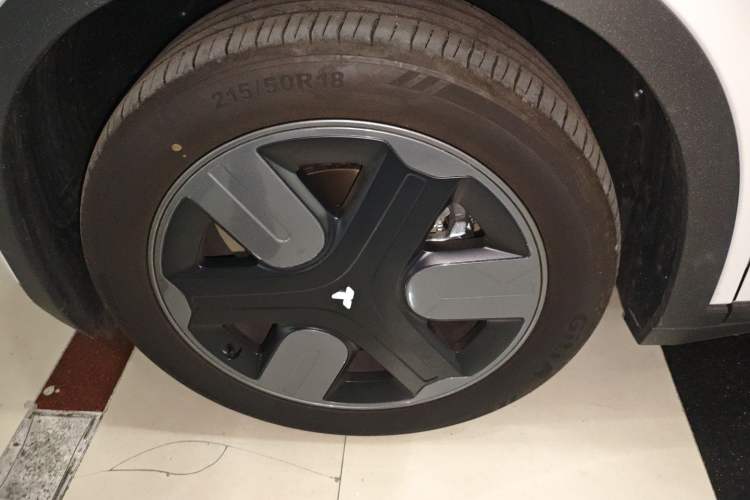 Used firefly 2025 Illuminated Edition
