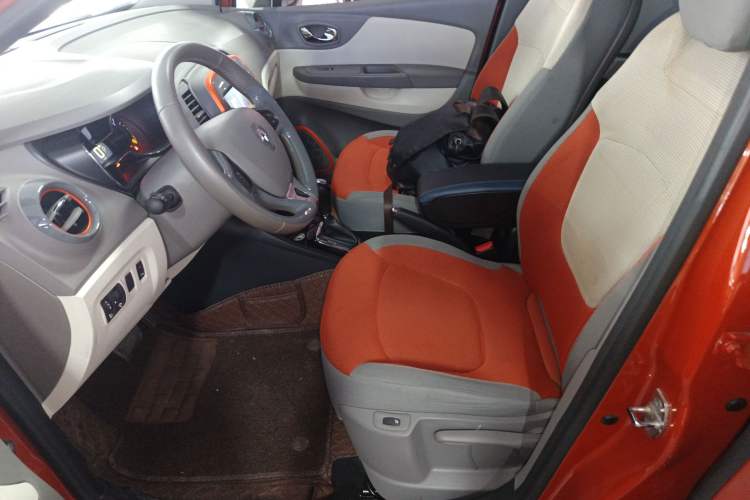 Used Renault Captur 2015 1.2T Automatic Comfort First Edition
