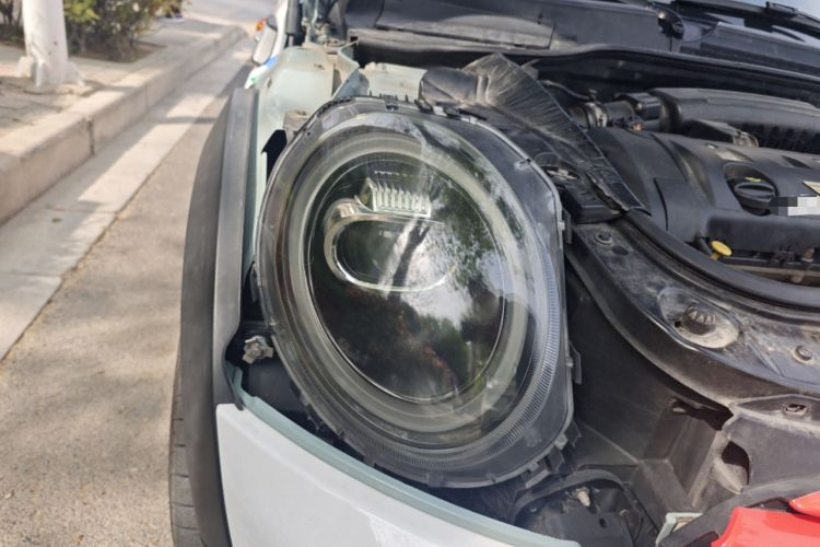 Used MINI 2012 1.6L COOPER Baker Street Right Front Headlight