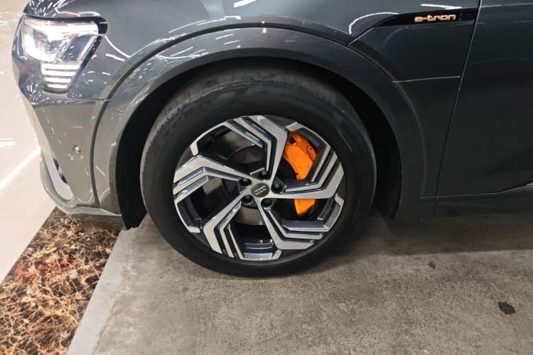 Used Audi e-tron 2021 50 quattro Prestige Edition Exterior 4