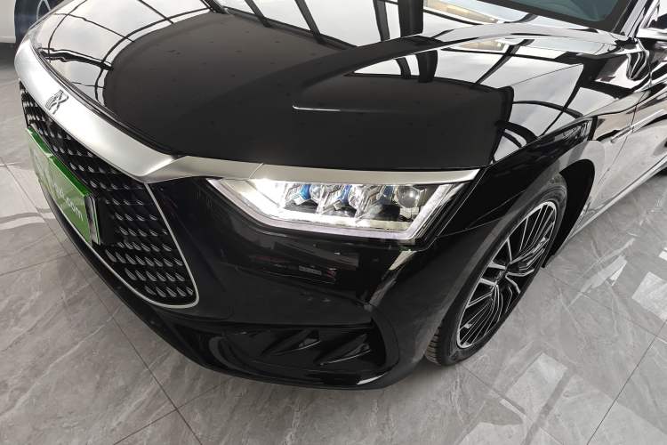 Used BYD Han 2022 DM-i 121KM Prestige Model
