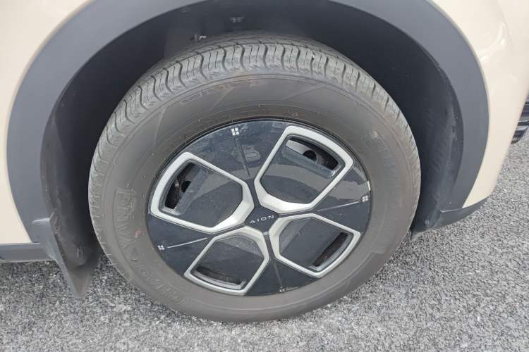 Used AION UT 2025 330 Starlight Edition
