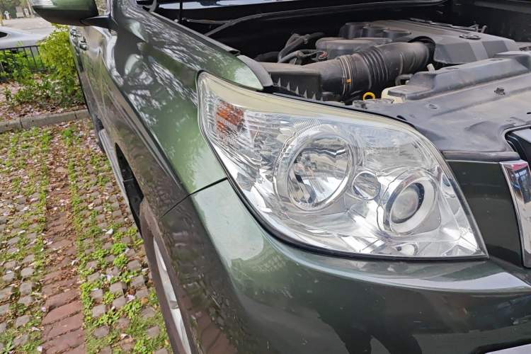 Used Toyota Prado 2010 4.0L Automatic TX-L Right Front Headlight