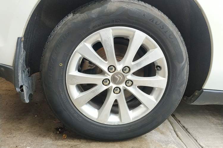 Used Citroen C5 2014 1.6T Automatic Luxury Model Right Rear Wheel Hub
