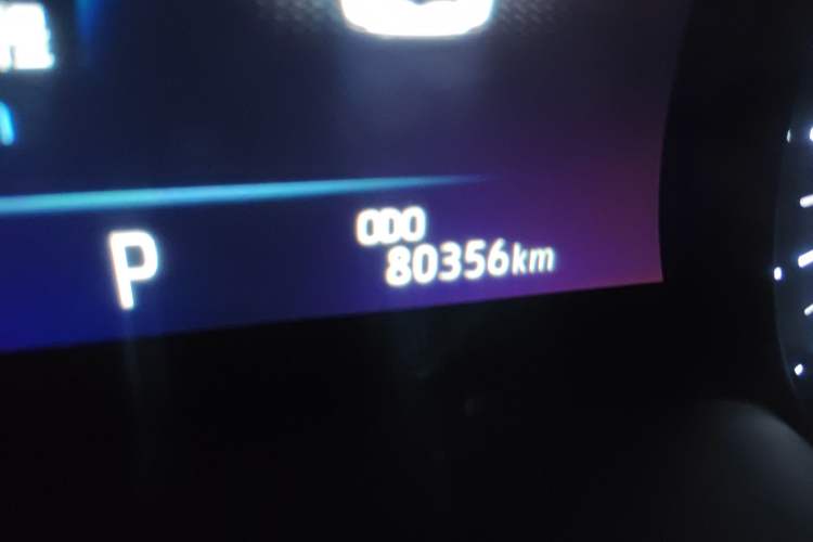 Used Toyota Avalon 2019 2.0L Luxury Edition China VI Standard Odometer Close Up