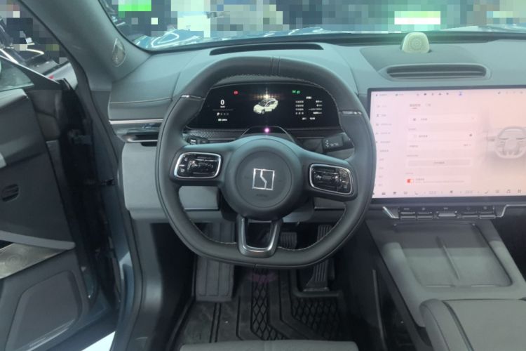 Used Zeekr 7X 2025 100 kWh Long-Range Rear-Wheel Drive with Intelligent Driving Features Steering Wheel