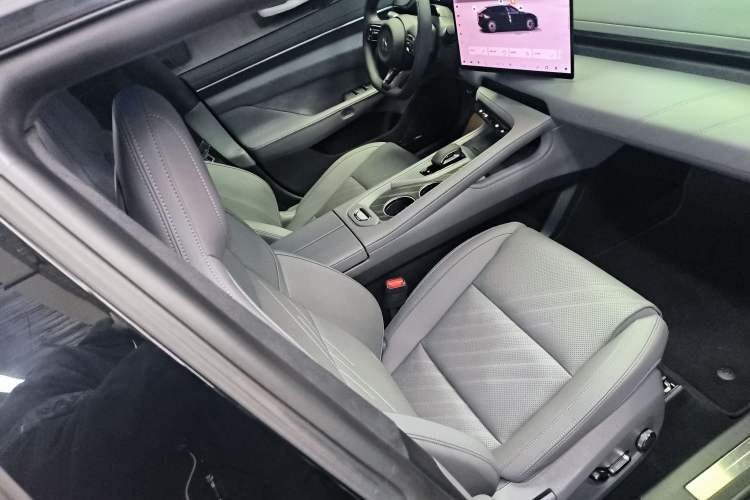 Used Zeekr 001 2024 YOU Edition 100 kWh All-Wheel Drive
