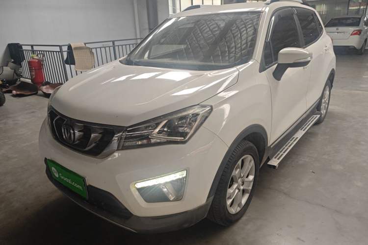 Used CHANGAN CS15 2016 1.5L Manual Fashion Edition