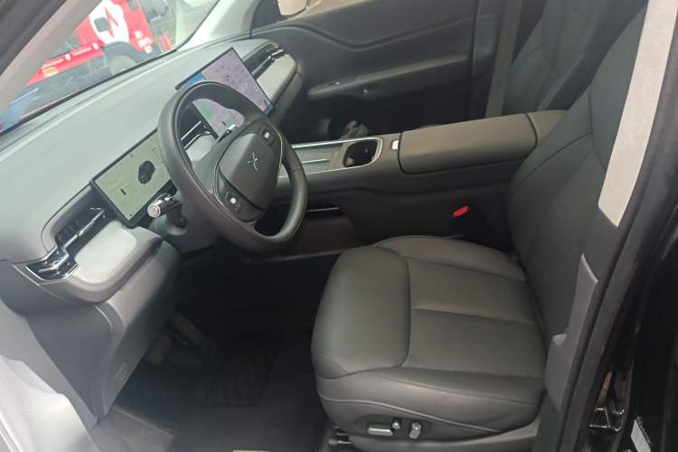 Used XPeng G6 2025 625 Long-Range Max Flagship Edition