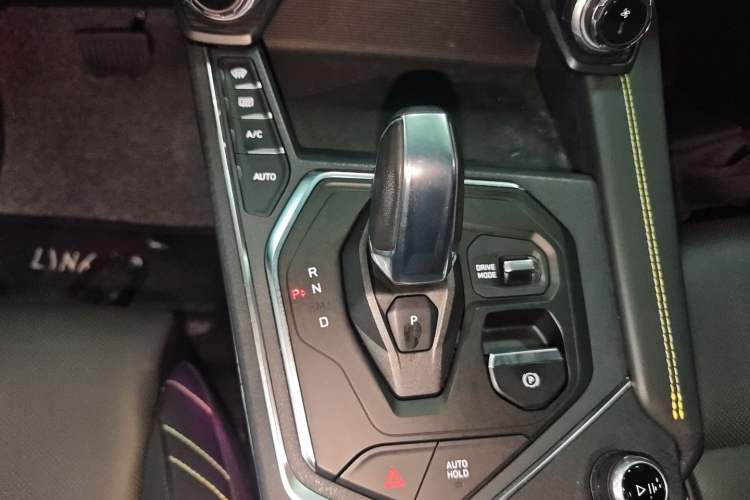 Used Lynk & Co 05 2020 2.0TD Two-Wheel Drive Shine Halo