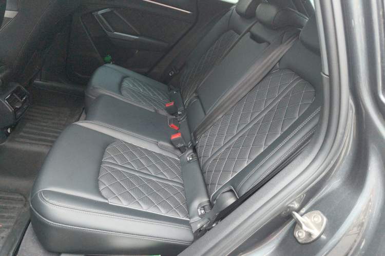 Used Audi Q3 2024 35 TFSI Fashion Dynamic Edition
