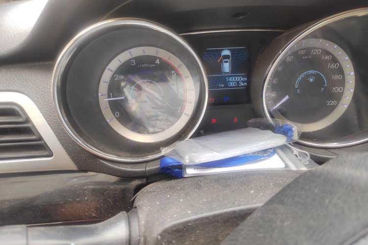 Used Foday Landfort 2017 1.9T Diesel Manual Two-Wheel Drive Flagship Edition 7 Seats Instrument Cluster