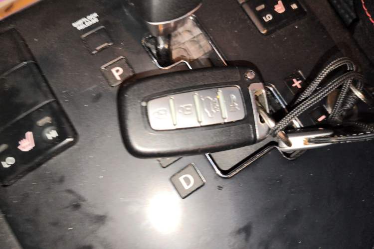 Used Kia Borrego 2008 3.8L Luxury Edition China IV Vehicle Key