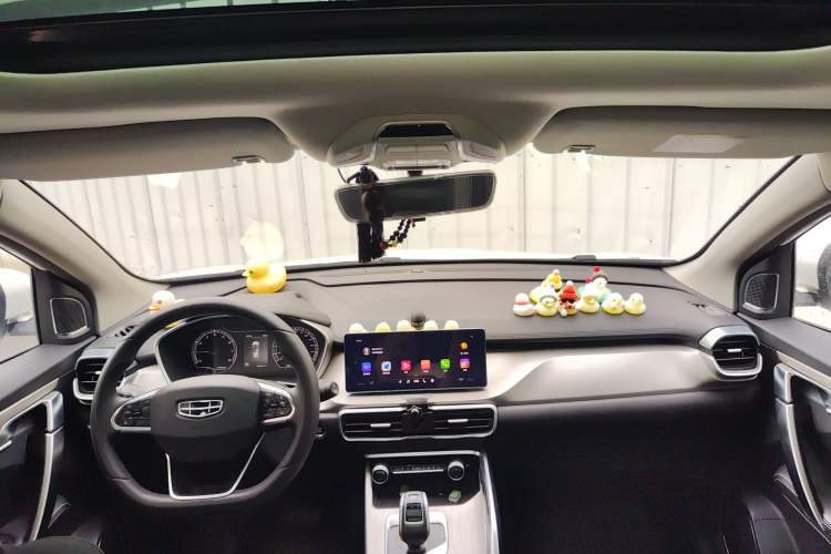 Used Geely Auto Coolray 2019 260T DCT Knight China VI Standard
