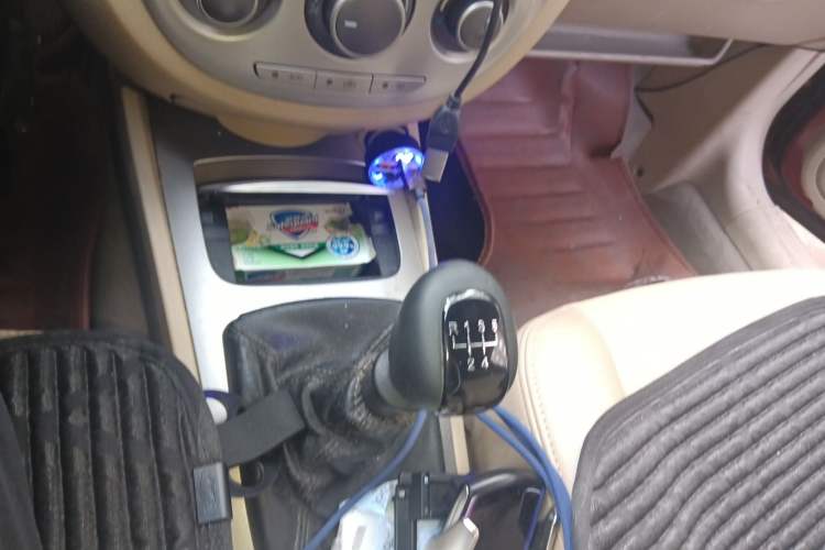 Used Buick Excelle 2013 1.5L Manual Classic Model Gear Lever