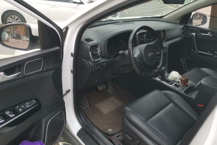 Used Kia KX5 2017 1.6T Automatic Two-Wheel Drive 15th Anniversary Special Edition DLX
