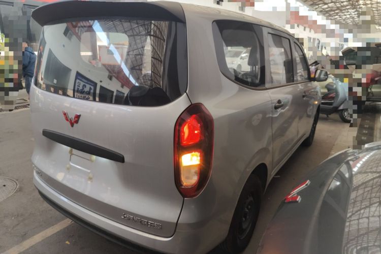 Used Wuling Hongguang New Energy 2024 All-Electric Model 300KM Practical Version
