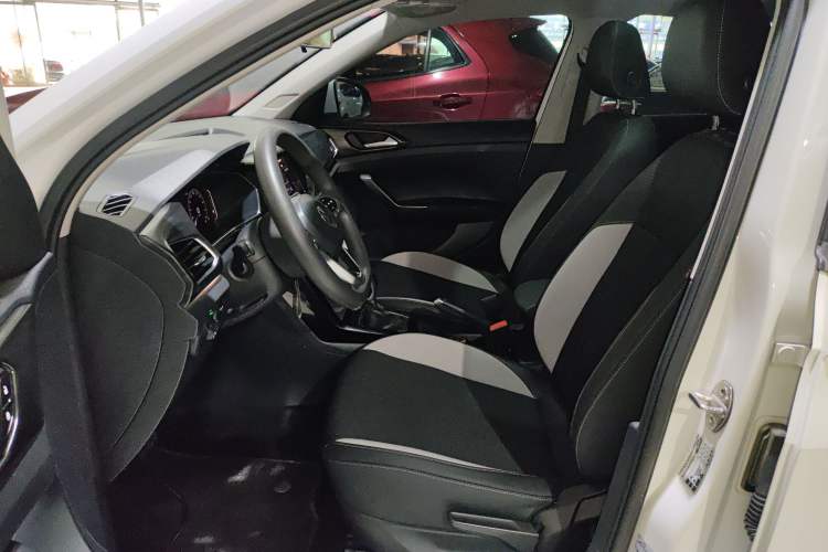 Used Volkswagen Tacqua 2020 1.5L Automatic Yue
