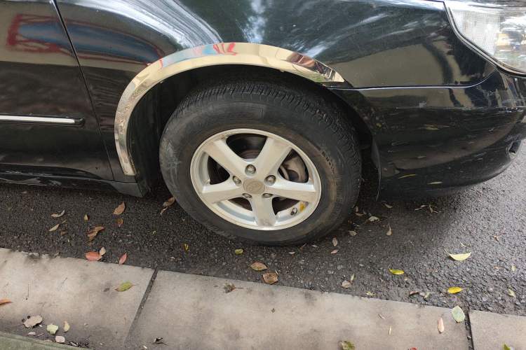 Used BYD F6 2010 Golden Edition 2.0L Manual Luxury Model