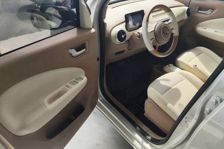 Used Wuling Hongguang MINIEV 2025 Four-Door Version Advanced Edition