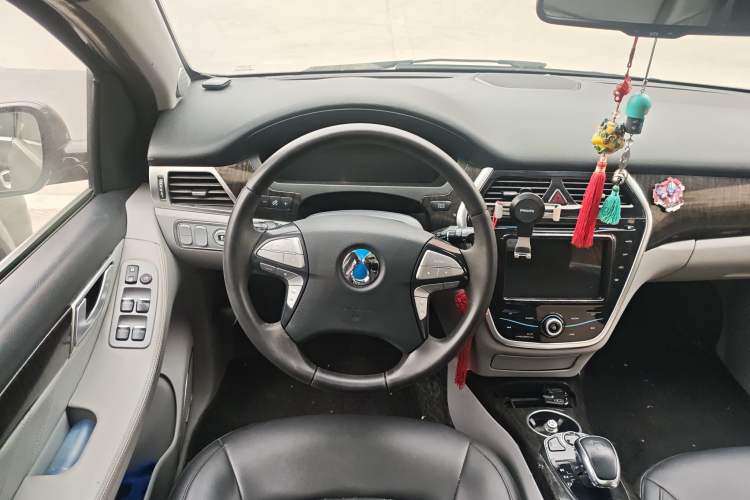 Used Denza 2017 Honor Edition