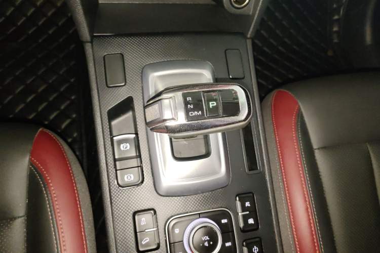 Used Haval H6 Coupe 2020 SmartConnect Edition 1.5T Automatic Two-Wheel Drive Luxury SmartConnect Model