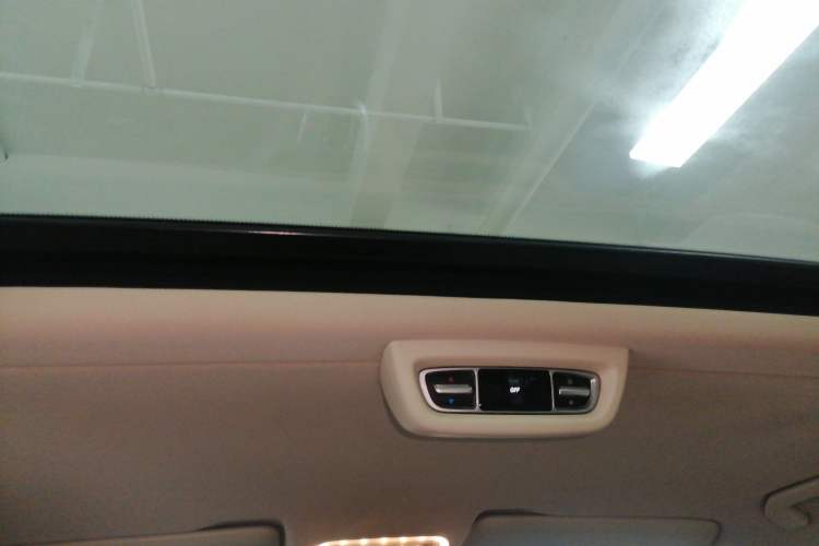 Used Mercedes-Benz V-Class 2018 V 260 L Prestige Extended Version China VI