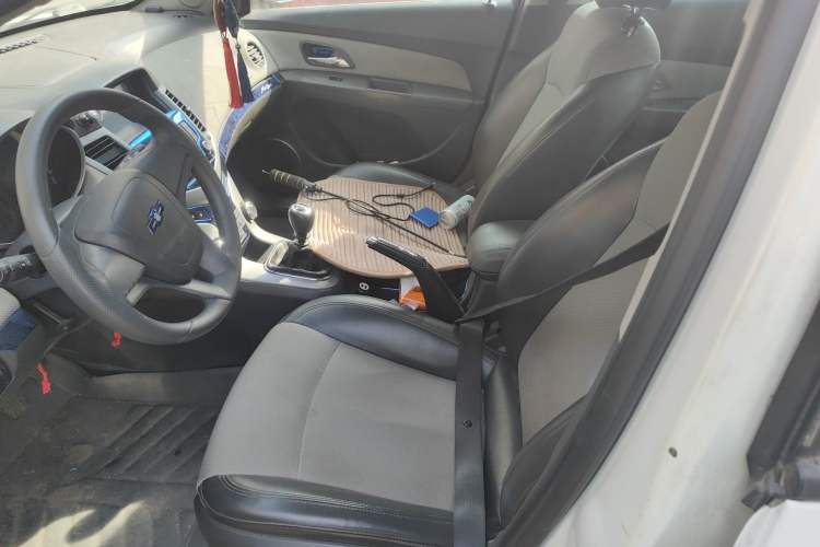 Used Chevrolet Cruze 2013 1.6L SL MT
