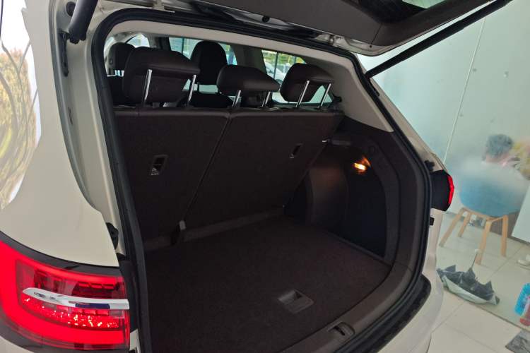 Used Volkswagen Viloran 2024 330TSI Luxury Edition
