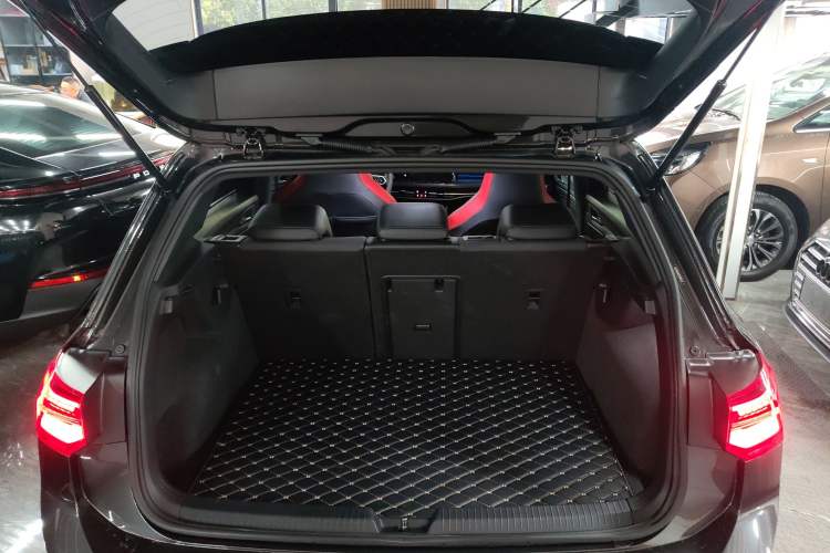 Used Volkswagen Golf GTI 2023 380TSI DSG GTI Trunk