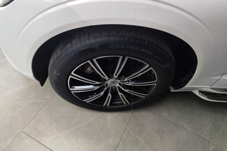 Used Volvo XC60 2021 T5 4x4 Smart Luxury Edition