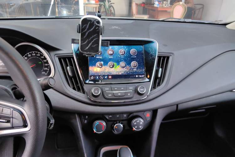 Used Chevrolet Monza 2019 Redline 320T Dual-Clutch Joyful Edition China VI Standard
