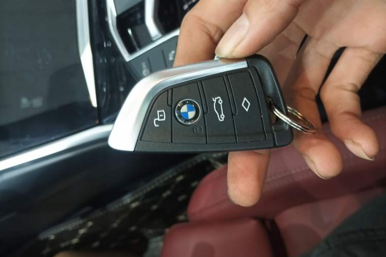 Used BMW i3 2024 eDrive 40 L Midnight Edition