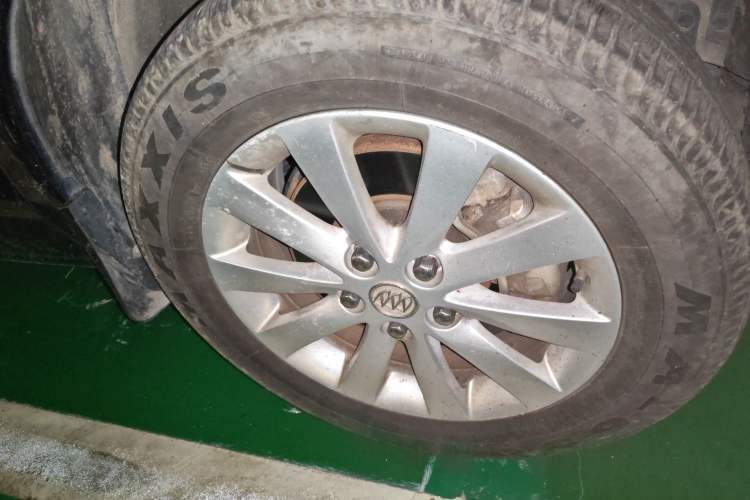 Used Buick GL8 2011 2.4L CT Comfort Edition
