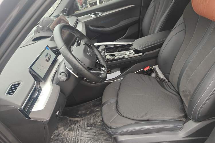 Used Geely Auto Preface 2025 Dongfang Yao 2.0TD Lanxing Edition Left Front Seat