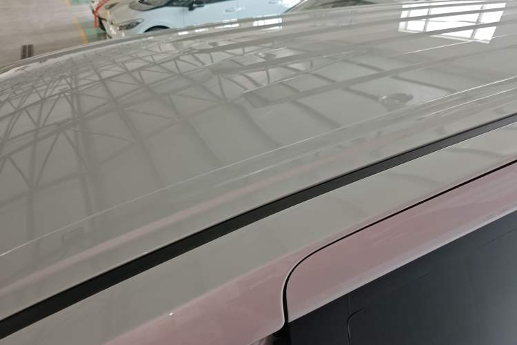 Used Wuling Starlight 730 2025 Model Plug-in Hybrid 125km Luxury Edition