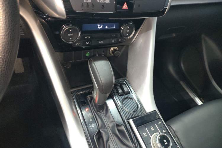 Used Mitsubishi Eclipse Cross 2018 1.5T CVT Two-Wheel Drive Dream Edition