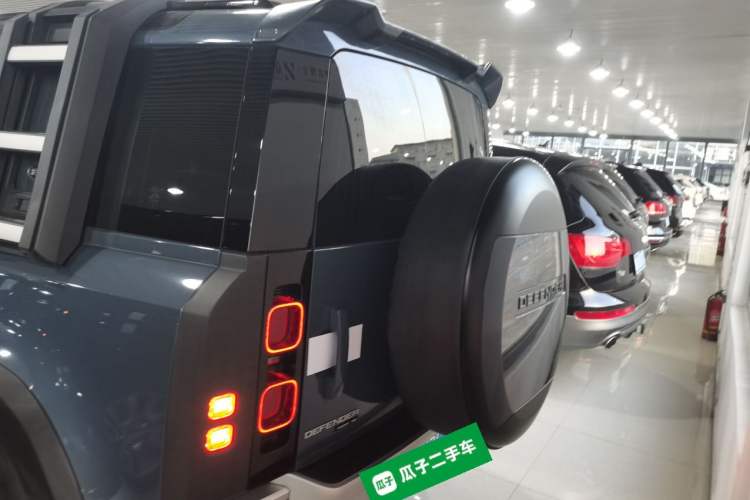 Used Land Rover Defender 2020 110 P400 SE