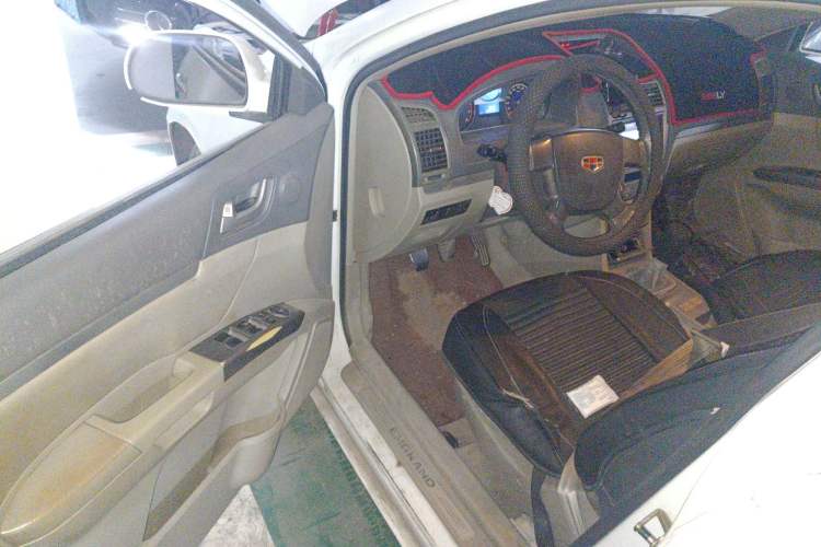 Used Geely Auto Classic Emgrand 2010 Hatchback 1.5L Manual Luxury Model