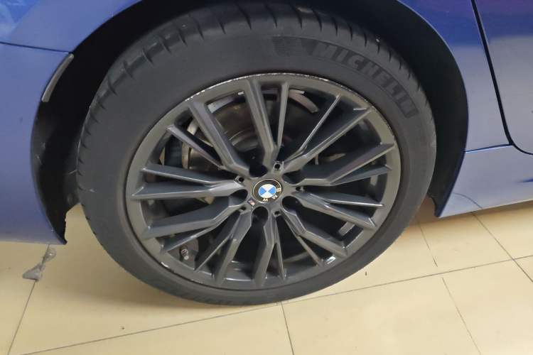 Used BMW 3 Series 2020 Facelifted 325Li M Sport Night Edition Package
