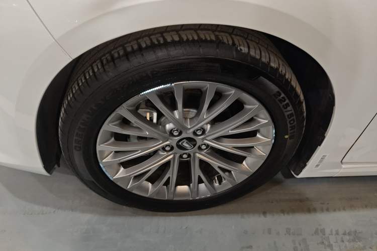 Used Bestune B70 2025 Dragon Edition 1.5T Enjoyment Model