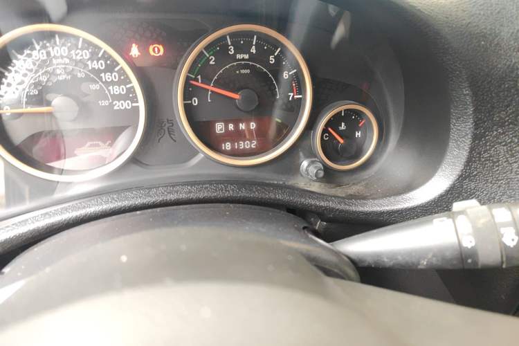 Used Jeep Wrangler 2013 3.6L Sahara Four-Door Edition Odometer Close Up