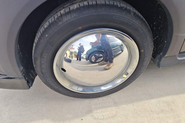 Used Geely Galaxy Panda 2025 210km Panda Kart Left Front Wheel Hub