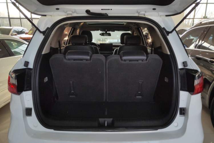 Used BYD Song MAX 2019 1.5T Automatic Smart Connect Prestige Model 6 Seats China VI Standard
